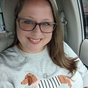 Meet your Posher, Abby